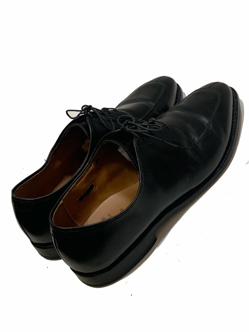 11 / Allen Edmonds Men’s Delray Lace up Shoe